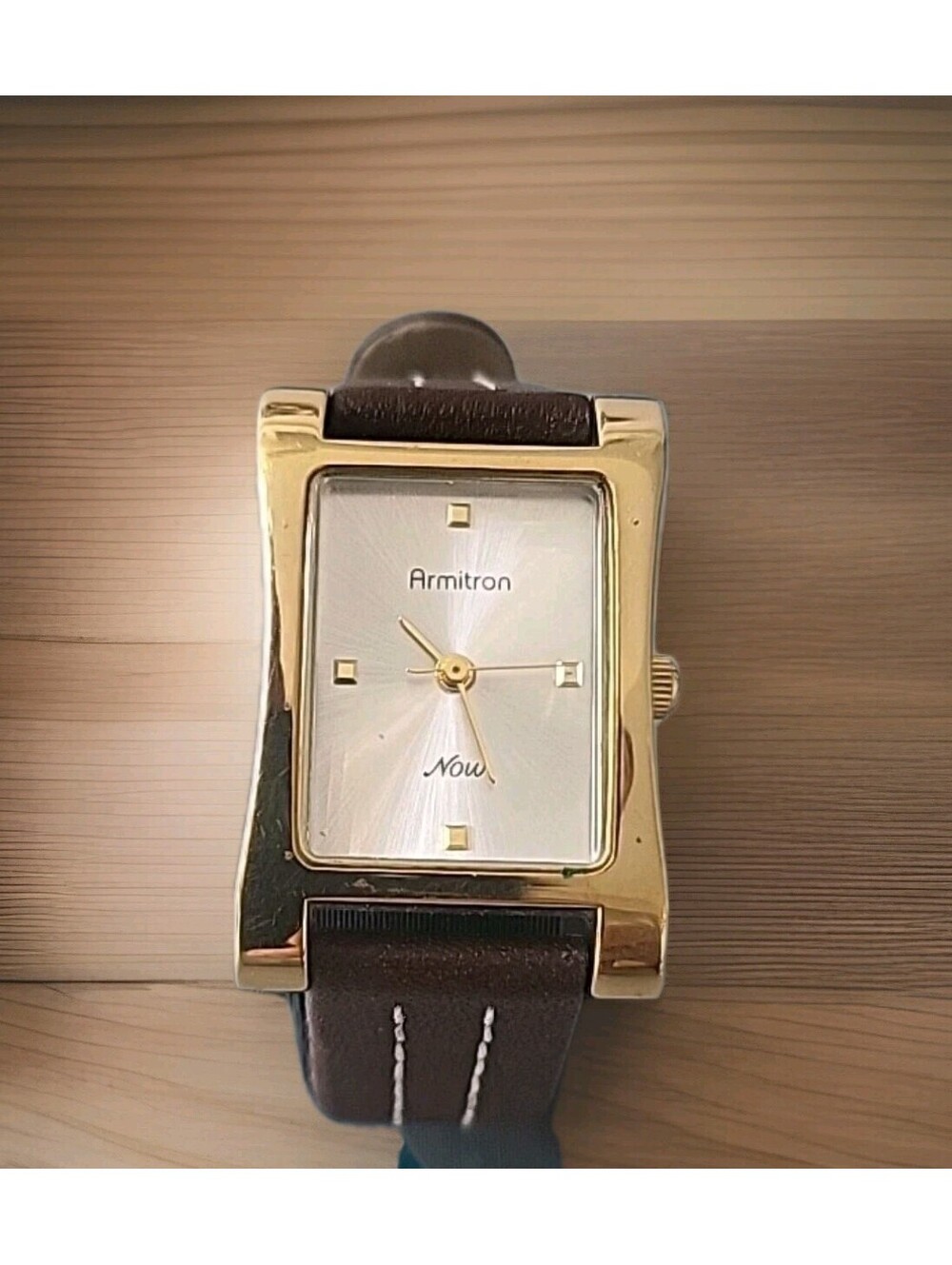 Women Armitron Quartz Dial Watch 75/2733 Great Condition Working New Battery W8.